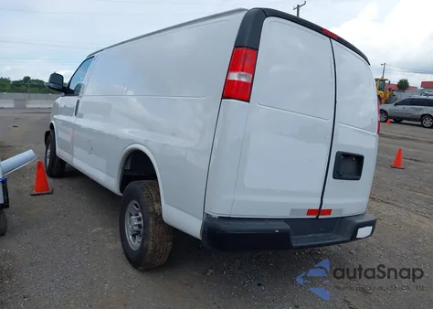 2022 Chevrolet Express Cargo Rwd 2500 Regular Wheelbase Wt из США, поврежденный, VIN 1GCWGAF72N1142965